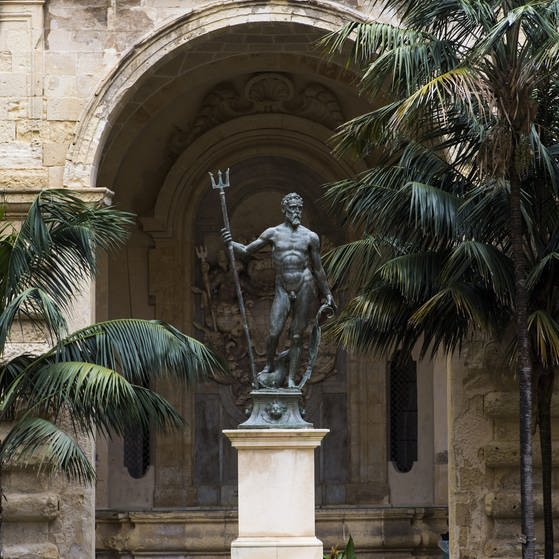 Großmeisterpalast - Neptun Statue