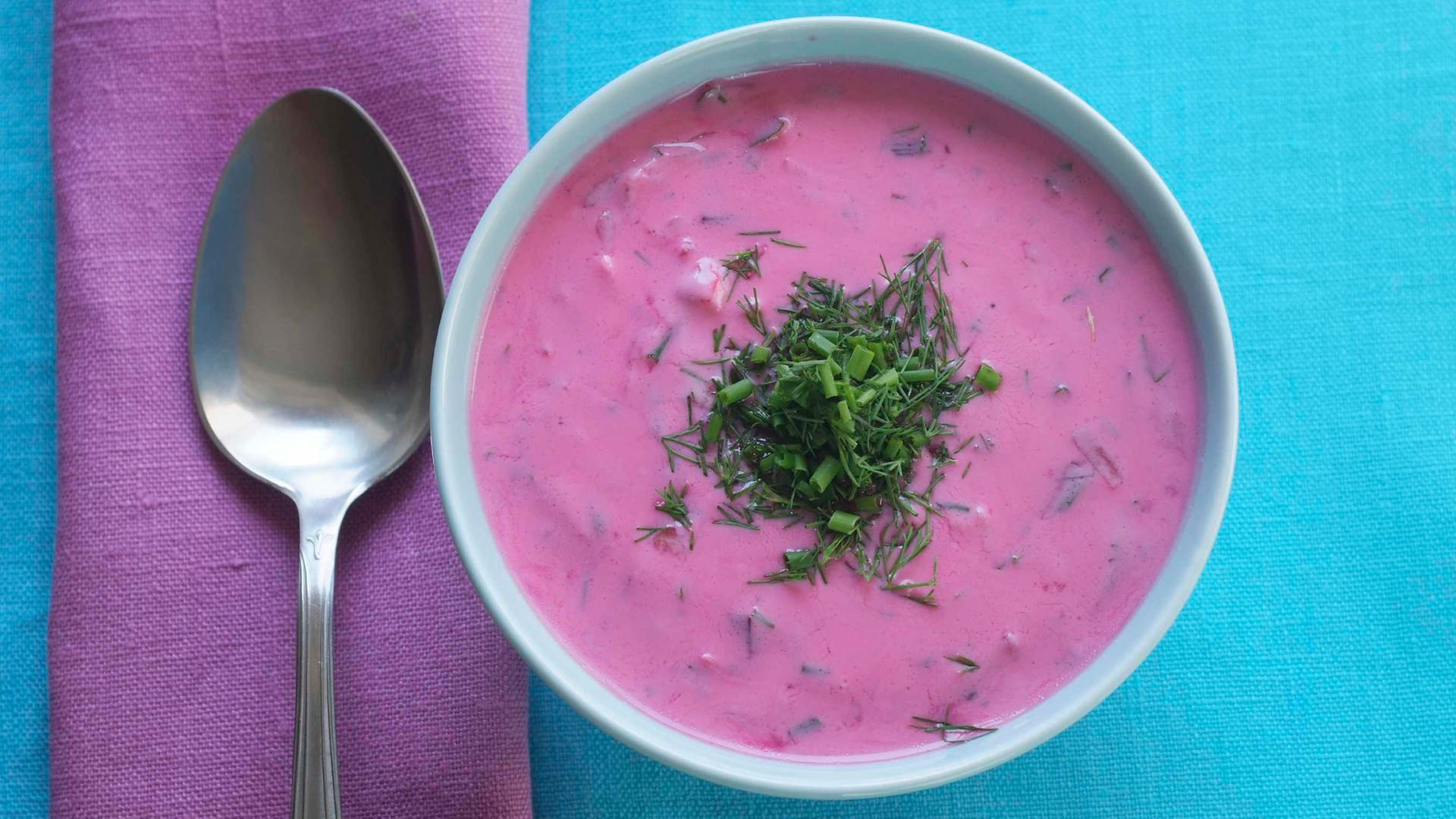 Chłodnik (Rote-Bete-Suppe) (Foto: iStock)