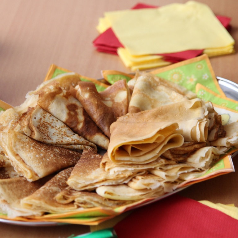 Teller mit Blinis (Foto: SWR, Nordisch Filmproduction)