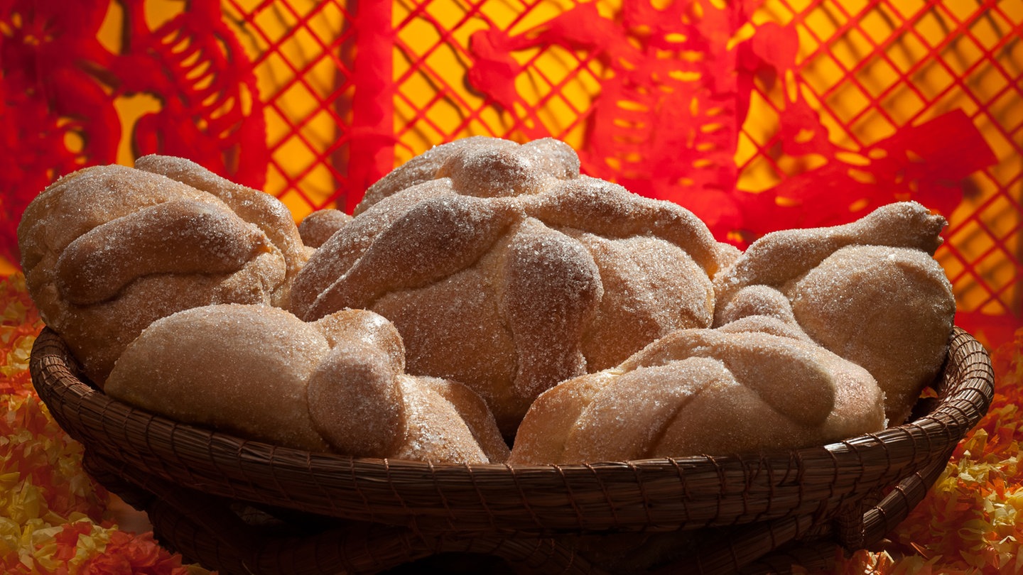 Foto: Fotolia Pan de Muerto (Foto: Fotolia)