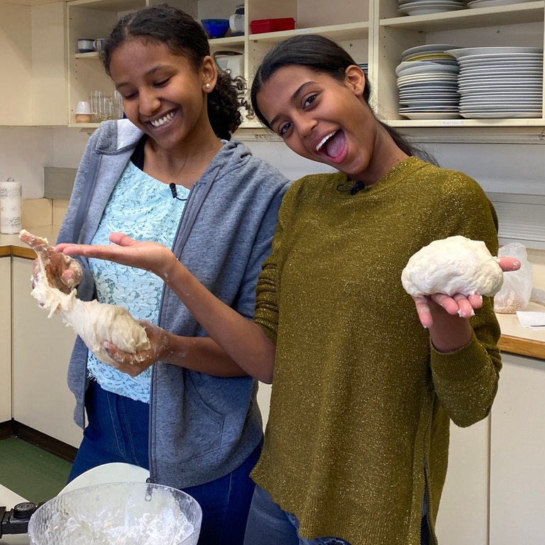 Kaffee-Zeremonie auf Eritreisch (Foto: SWR)