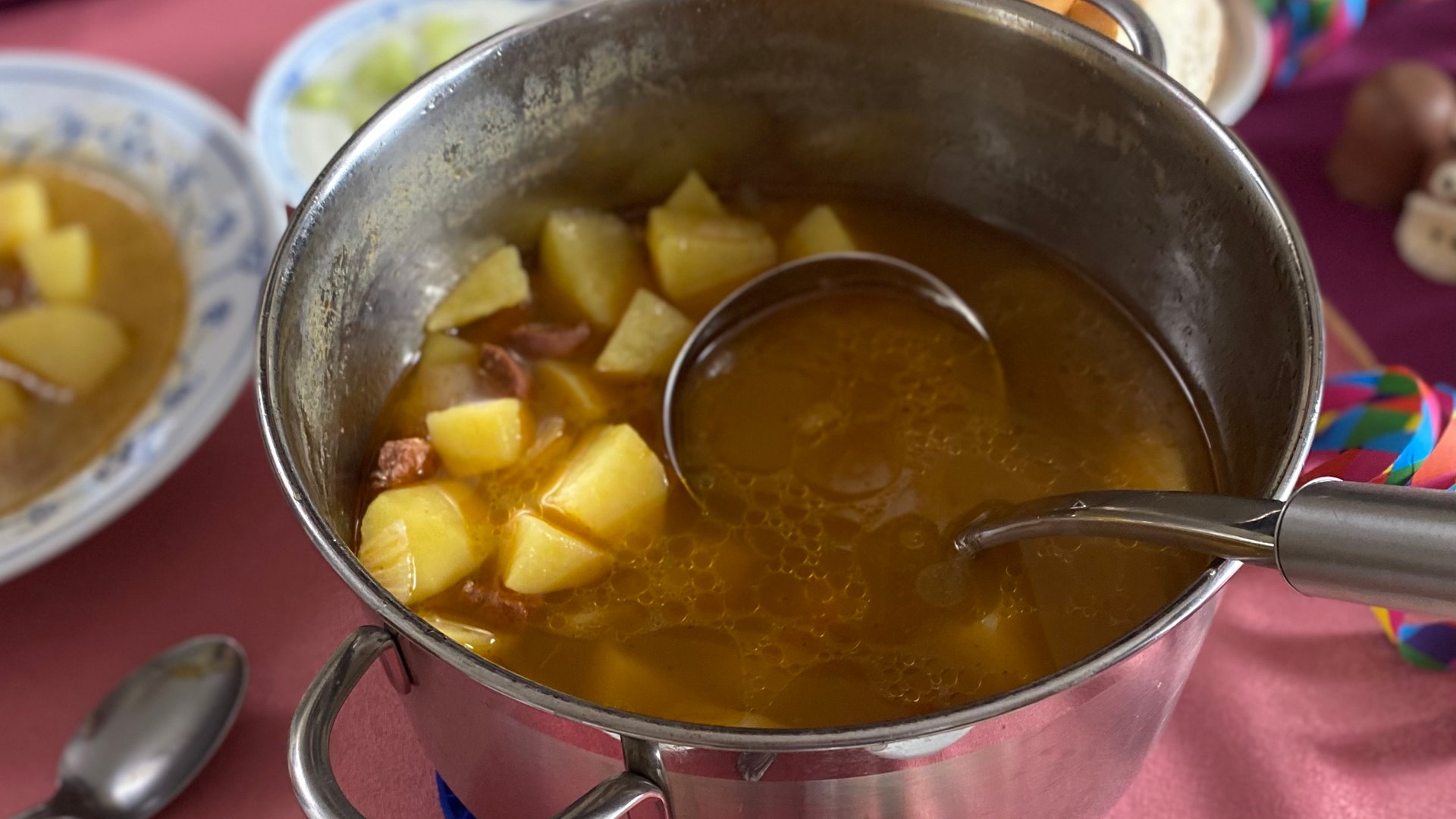Foto: SWR Compira: Mazedonische Kartoffelsuppe (Foto: SWR)