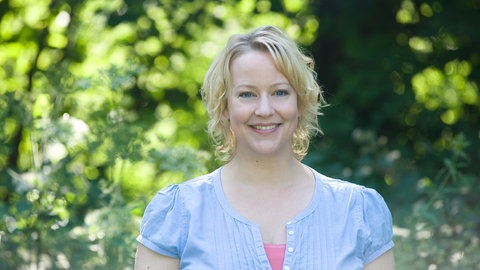 Floriane Daniel spielt Annette Hansen (Foto: SWR, Maria Wiesler)
