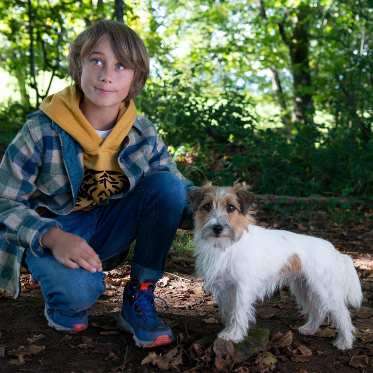 Sam mit Hündin Tinka (Foto: SWR, Maria Wiesler)
