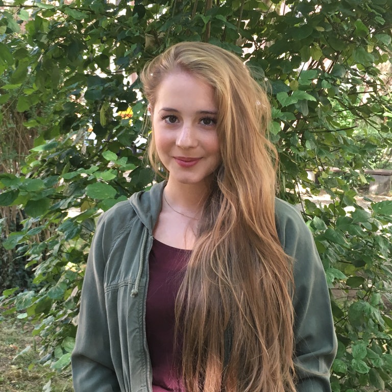 Enya Elstner im Interview (Foto: SWR)