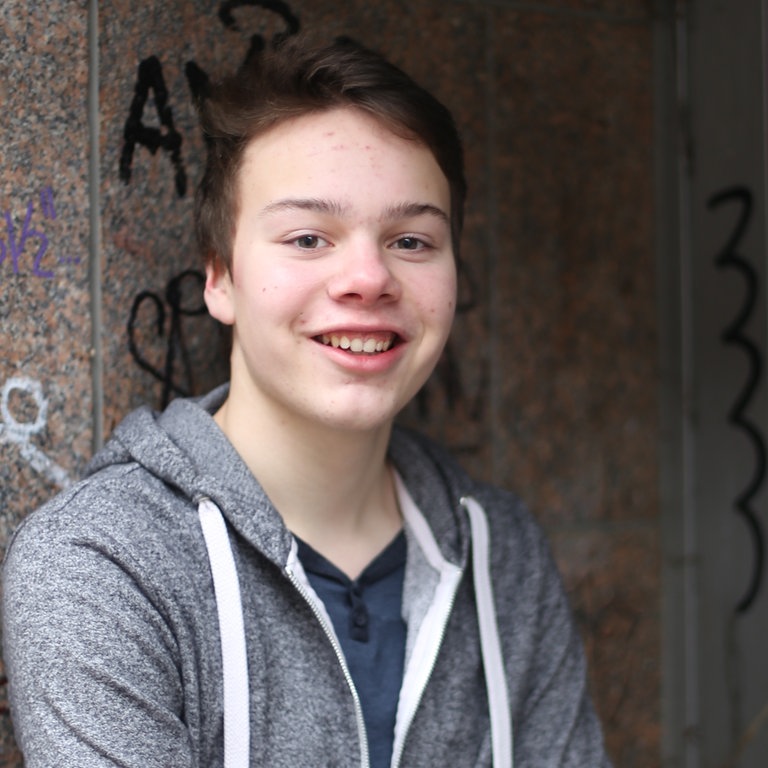 Andreas Warmbrunn spielt Dominik Bentz (Foto: SWR, Maria Wiesler)