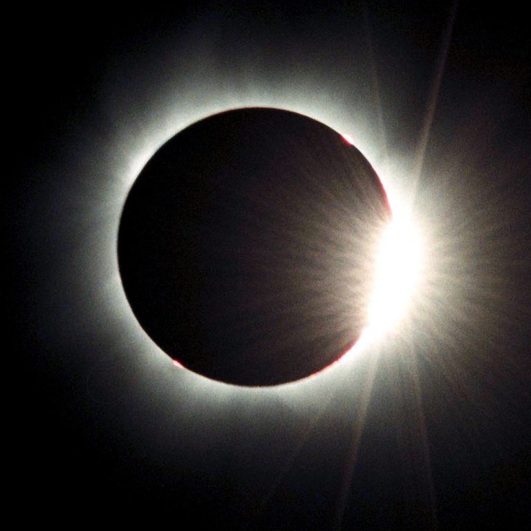 Die totale Sonnenfinsternis 1999 in Deutschland (Foto: picture-alliance / Reportdienste, Antonov)