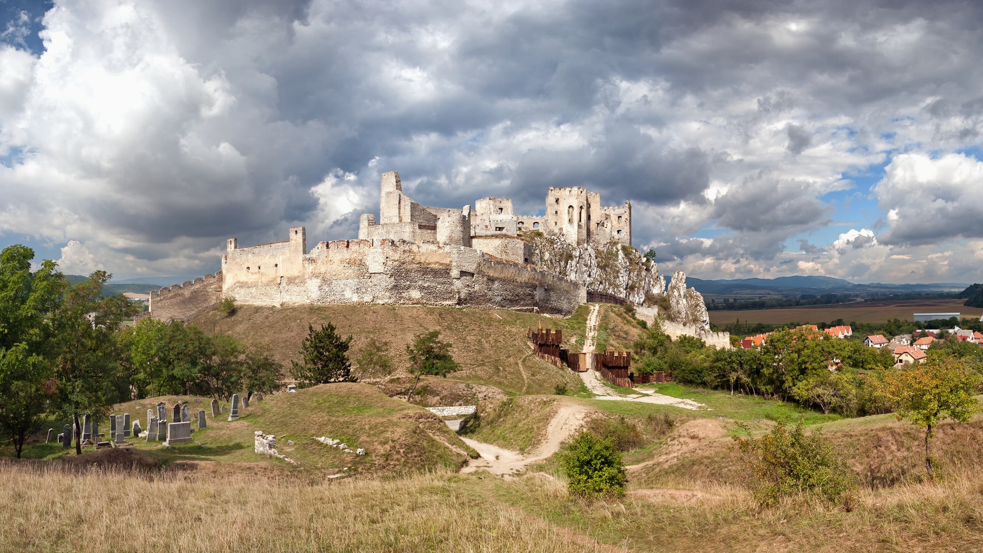 Foto: Colourbox Die Zipser Burg (Foto: Colourbox)