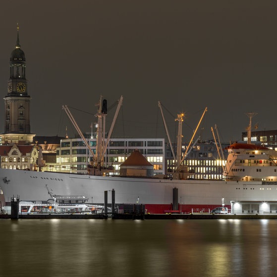 Foto: Colourbox Der Hamburger Hafen (Foto: Colourbox)