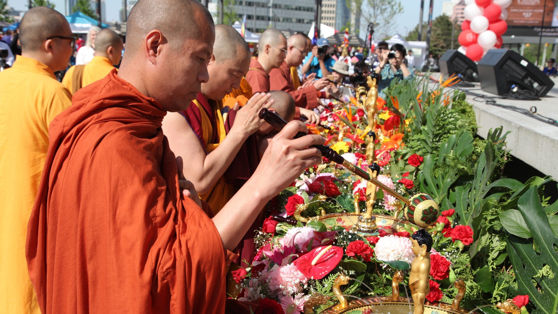 Foto: picture-alliance / Reportdienste, Creative Touch Imaging Ltd./NurPhoto Vesak-Fest (Foto: picture-alliance / Reportdienste, Creative Touch Imaging Ltd./NurPhoto)