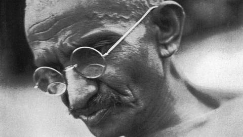 Undatiertes Porträt von Mahatma Gandhi (Foto: picture-alliance / Reportdienste, picture alliance / Bifab)