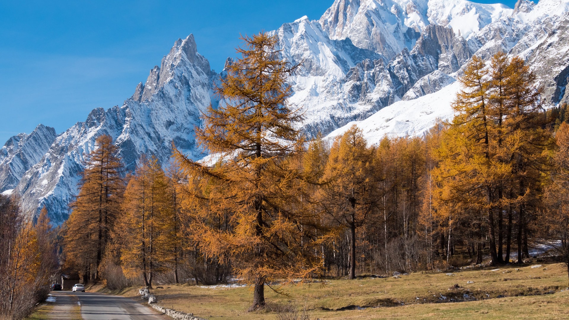 Berg mit Schnee (Foto: Colourbox)