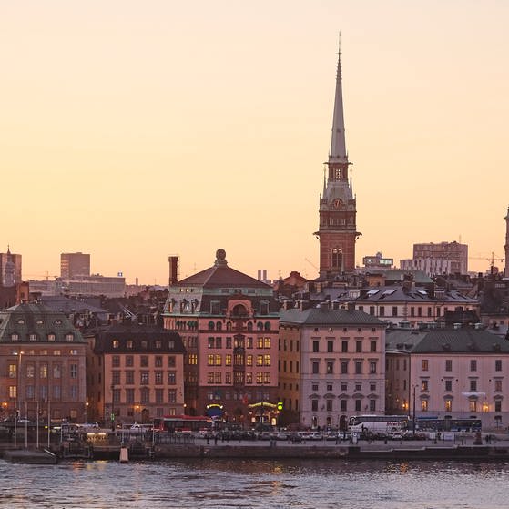 Stockholm ist nicht nur Schwedens Hauptstadt, sondern auch eine wichtige Hafenstadt und Sitz der Königsfamilie (Foto: Colourbox)