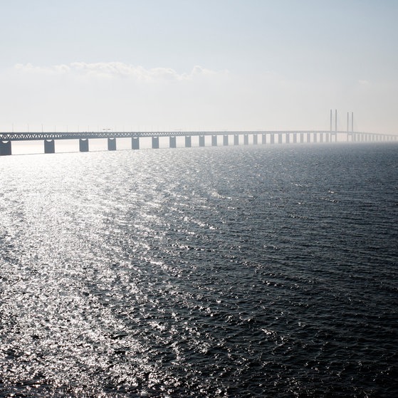 Die Öresund-Brücke ist der einzige Landweg zwischen Dänemark (Kopenhagen) und Schweden (Malmö) (Foto: Colourbox)