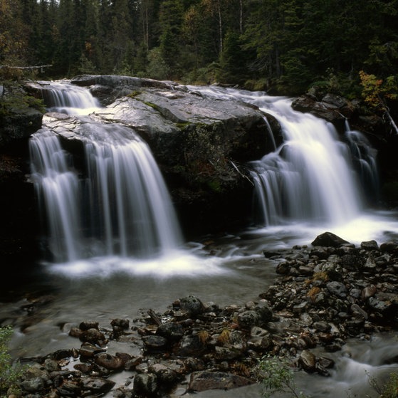 Wasserfall (Foto: Colourbox)